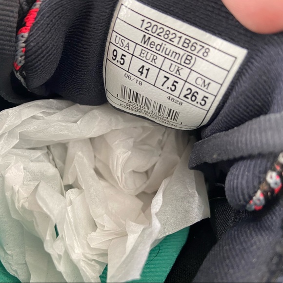 Brooks richochet running shoes black pink 9.5 - Picture 9 of 9